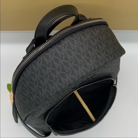 MICHAEL KORS ERIN MEDIUM BACKPACK BLACK - Picture 6 of 16